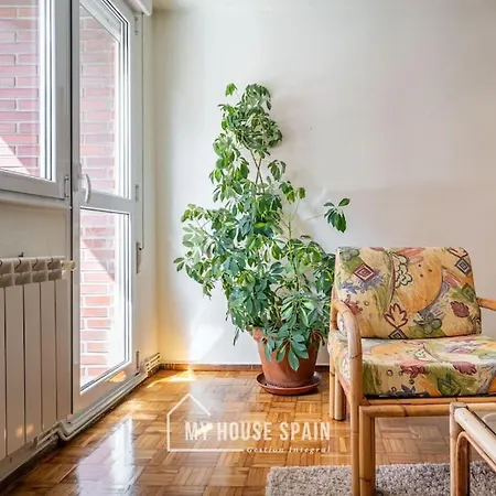 Myhousespain - Piso Centrico Junto A La Playa * 기욘